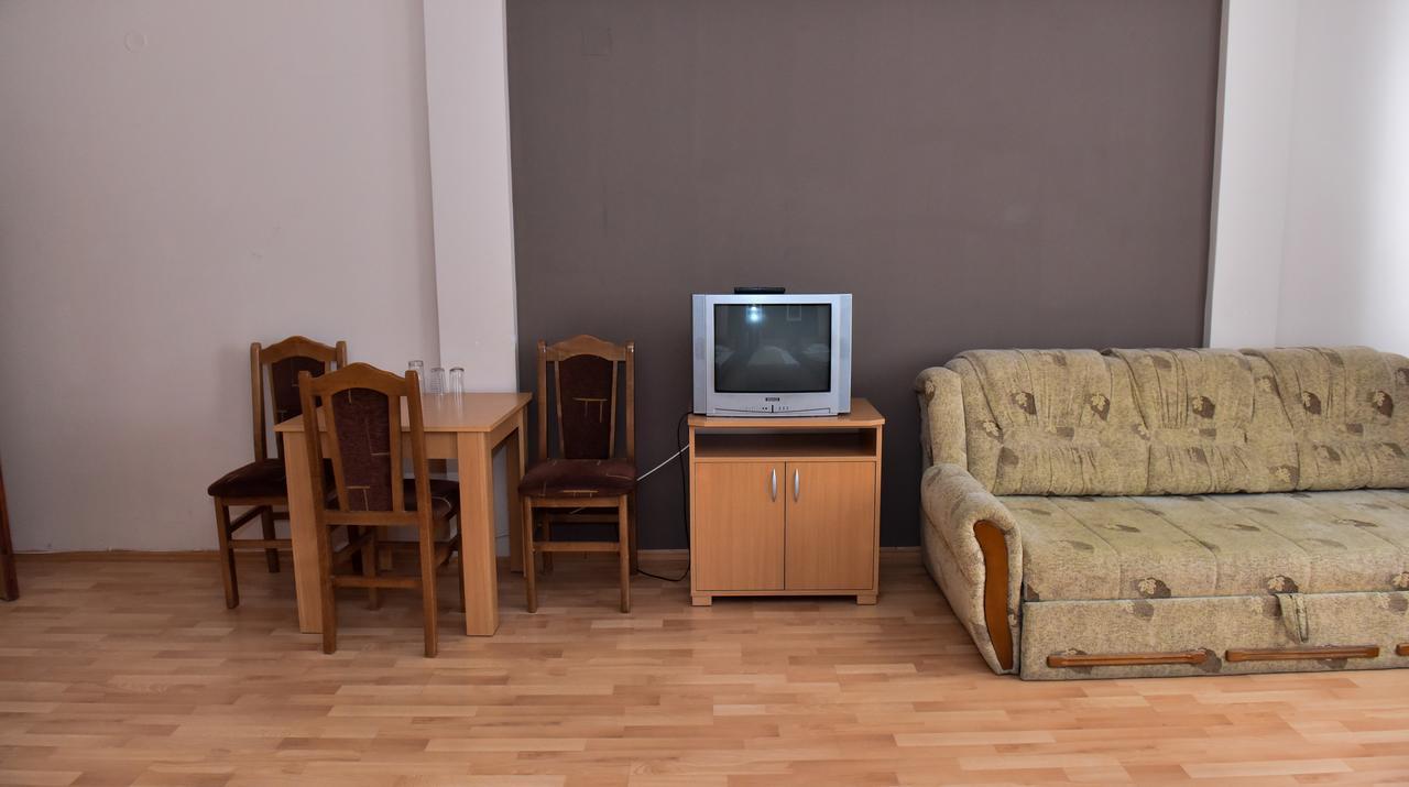 Hostel Milkaza Novi Sad Esterno foto